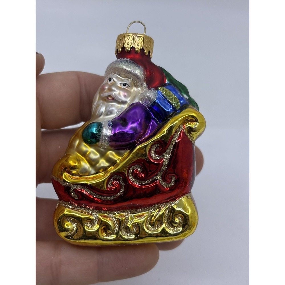 SANTA CLAUS ON SLEIGH WITH PRESENTS GLASS ORNAMENT~3"